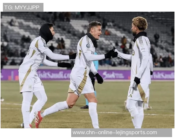 美职联焦点战洛杉矶银河迎战休斯顿迪纳摩争夺季后赛席位